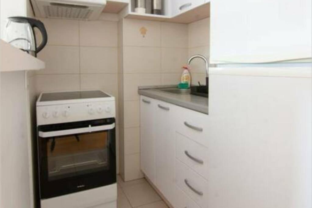 A Blok New Modern - Free Garage Parking, Comfortable, Quiet With A Park View Belgrad Dış mekan fotoğraf